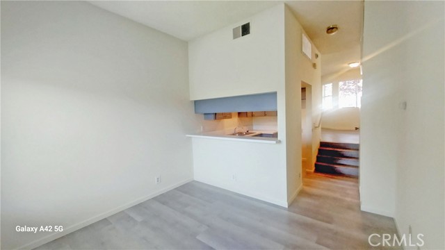 Detail Gallery Image 6 of 19 For 4904 Ithaca Ave #2,  Los Angeles,  CA 90032 - 3 Beds | 2 Baths