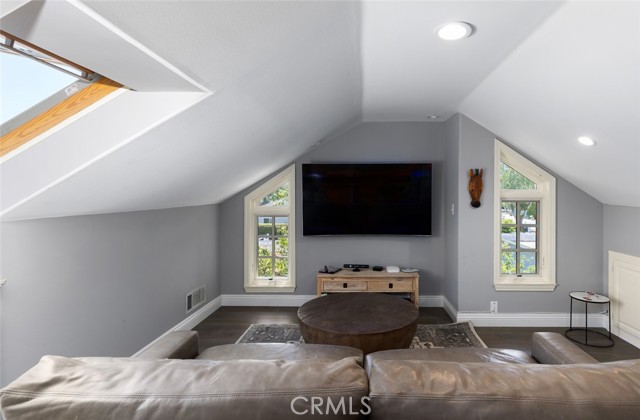 10762 Meads, Orange CA: https://media.crmls.org/medias/1163ffd2-d6bb-4cd4-b701-7aa8714fdc53.jpg
