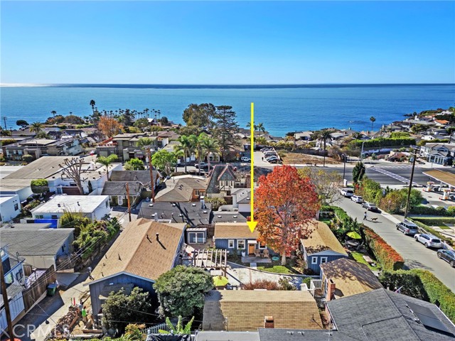 235 Cajon Street, Laguna Beach CA: https://media.crmls.org/medias/11643804-c787-4f08-a7b6-179f934be911.jpg