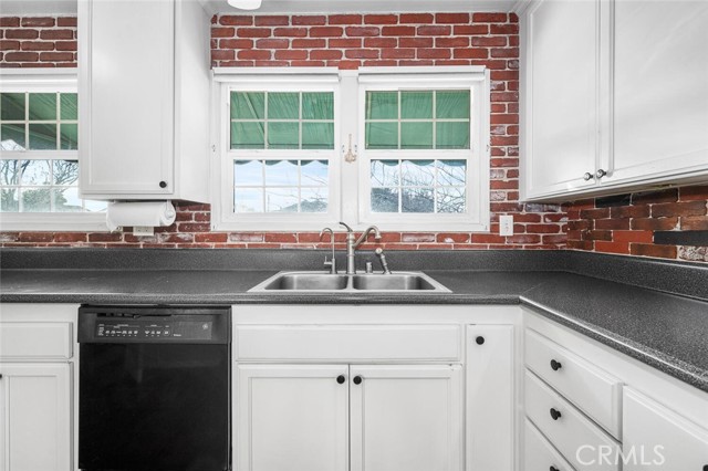 Detail Gallery Image 23 of 60 For 5142 Obispo, Lakewood,  CA 90712 - 3 Beds | 2 Baths