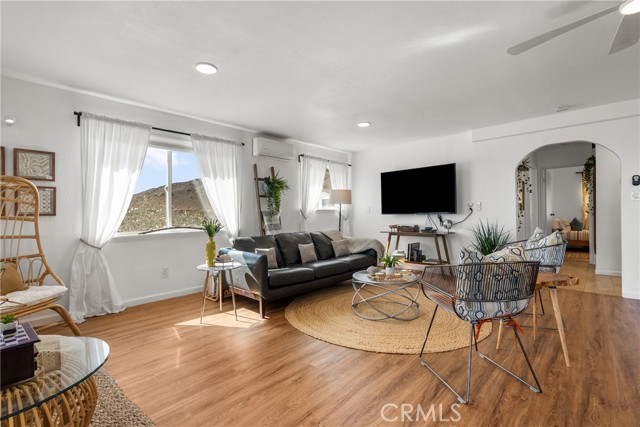 Detail Gallery Image 6 of 23 For 55436 Cone, Landers,  CA 92285 - 2 Beds | 1 Baths