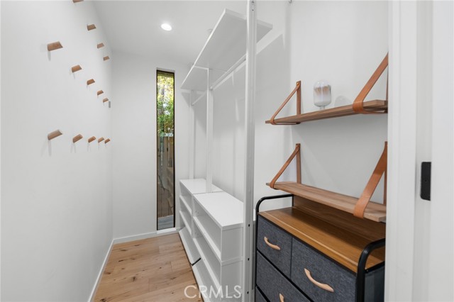 Detail Gallery Image 31 of 65 For 1079 San Jose Ave, Burbank,  CA 91501 - 4 Beds | 3/1 Baths