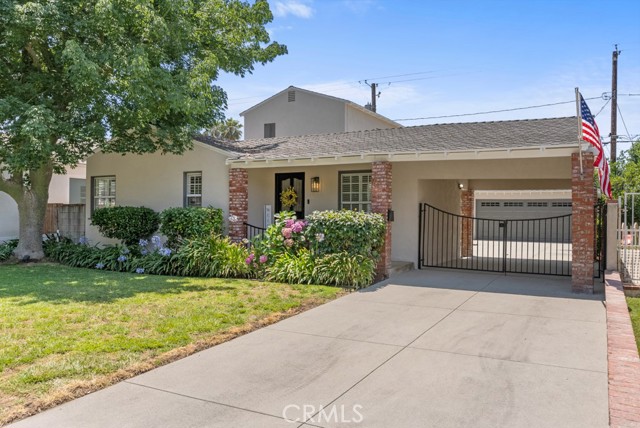 Detail Gallery Image 18 of 69 For 731 N Beachwood Dr, Burbank,  CA 91506 - 3 Beds | 2 Baths