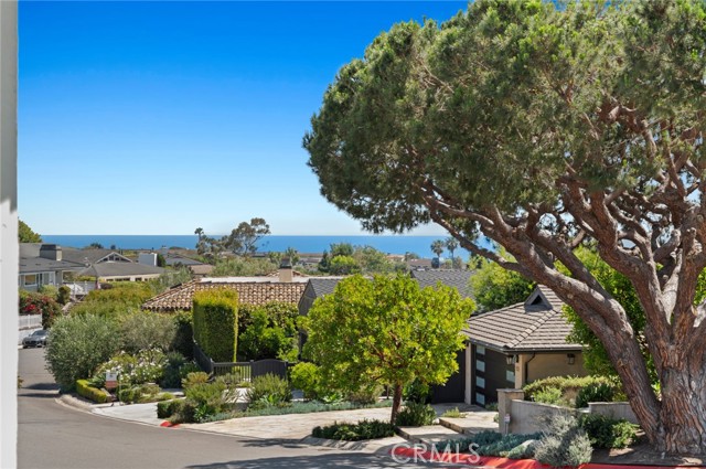 544 De Anza Drive, Corona del Mar CA: https://media.crmls.org/medias/11658270-3a2d-4c3d-9d6b-b613c6e66921.jpg