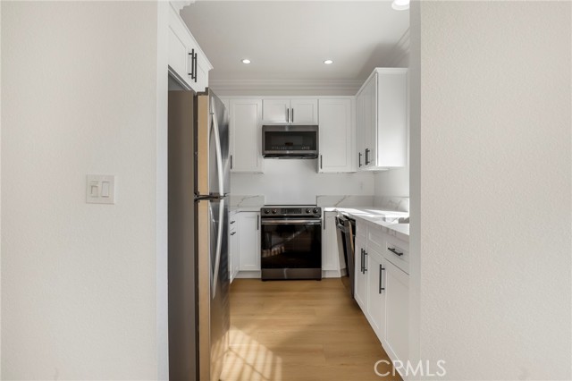Detail Gallery Image 16 of 36 For 5799 Freebird Ln #102,  Oak Park,  CA 91377 - 2 Beds | 2/1 Baths