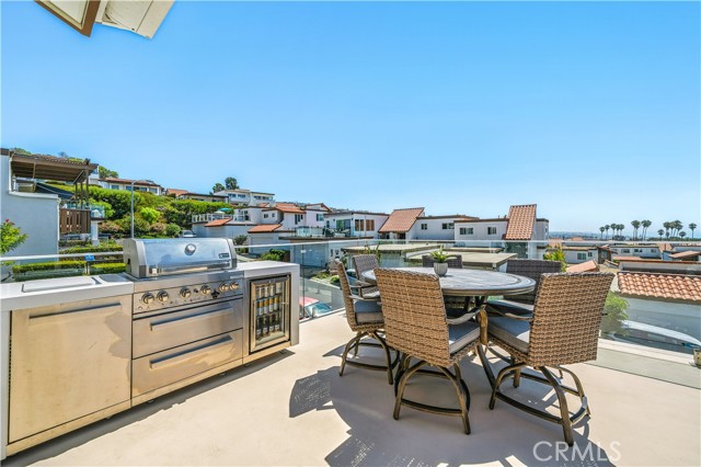 717 Calle Perlino, San Clemente CA: https://media.crmls.org/medias/11662c27-c481-4986-bbcb-1ae89e1fc15c.jpg