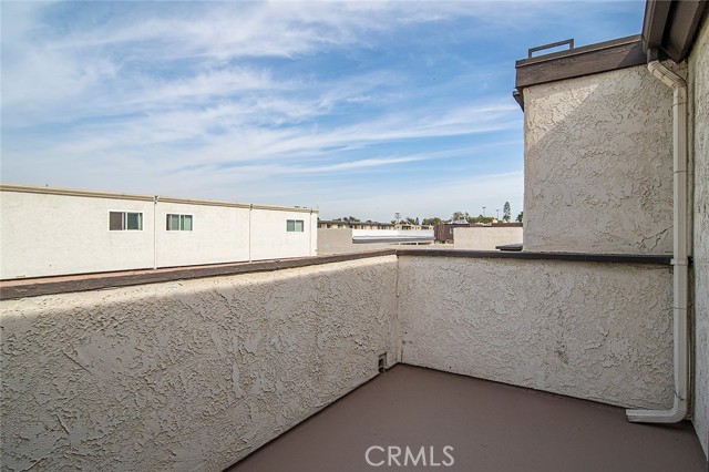 Detail Gallery Image 29 of 38 For 9682 Walker Ct #35,  Cypress,  CA 90630 - 2 Beds | 2/1 Baths