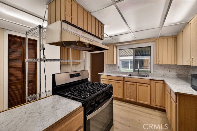 Detail Gallery Image 6 of 48 For 701 E Lassen Ave #108,  Chico,  CA 95973 - 3 Beds | 2 Baths