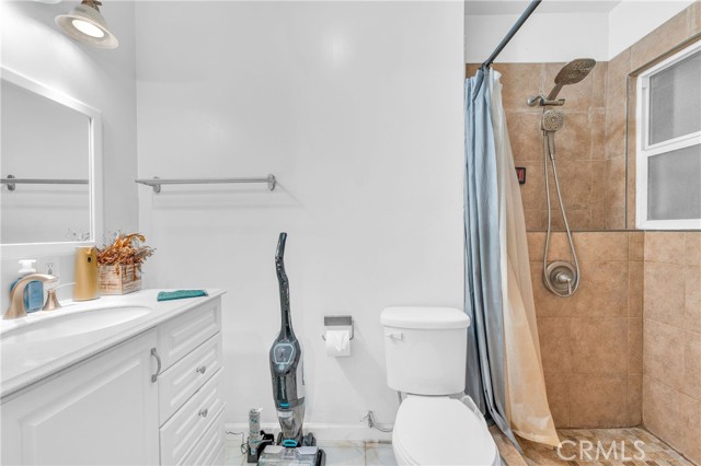 Detail Gallery Image 7 of 10 For 2500 E Walnut Creek Pkwy, West Covina,  CA 91791 - 4 Beds | 2/1 Baths