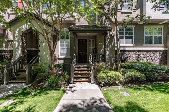 7 Burlingame Lane, Aliso Viejo CA: https://media.crmls.org/medias/11688bba-018b-497a-a1eb-8290a1c3e02e.jpg