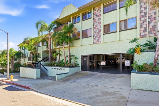 Detail Gallery Image 3 of 57 For 741 W 24th #2,  San Pedro,  CA 90731 - 2 Beds | 1 Baths