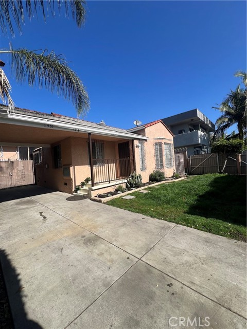 Detail Gallery Image 1 of 38 For 1933 S Corning St, Los Angeles,  CA 90034 - 2 Beds | 1 Baths