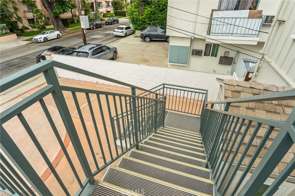 MLS #SR25253740 image #4