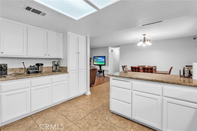 Detail Gallery Image 16 of 36 For 18070 Capri St, Hesperia,  CA 92345 - 3 Beds | 2 Baths