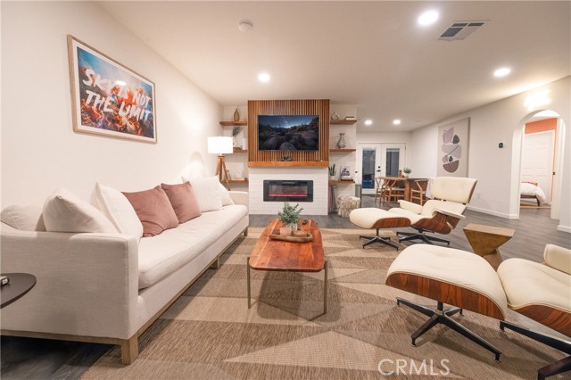 Detail Gallery Image 7 of 58 For 2225 Fortuna Ave, Landers,  CA 92285 - 2 Beds | 2 Baths