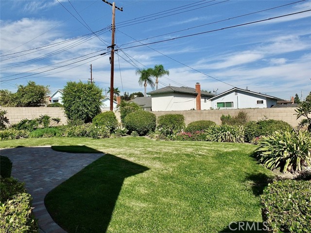 Image 51 of 57 For 11922 La Serna Drive