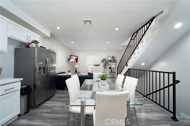 1805 S New England Street, Los Angeles CA: https://media.crmls.org/medias/116b1ee5-2d6a-4cb4-9a7f-e7a595a9aa35.jpg