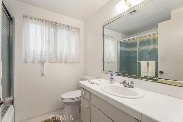 Image 18 of 33 For 4282 Crystal