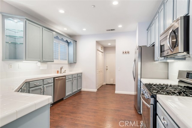 Detail Gallery Image 2 of 23 For 7353 Ellena #137,  Rancho Cucamonga,  CA 91730 - 3 Beds | 2/1 Baths