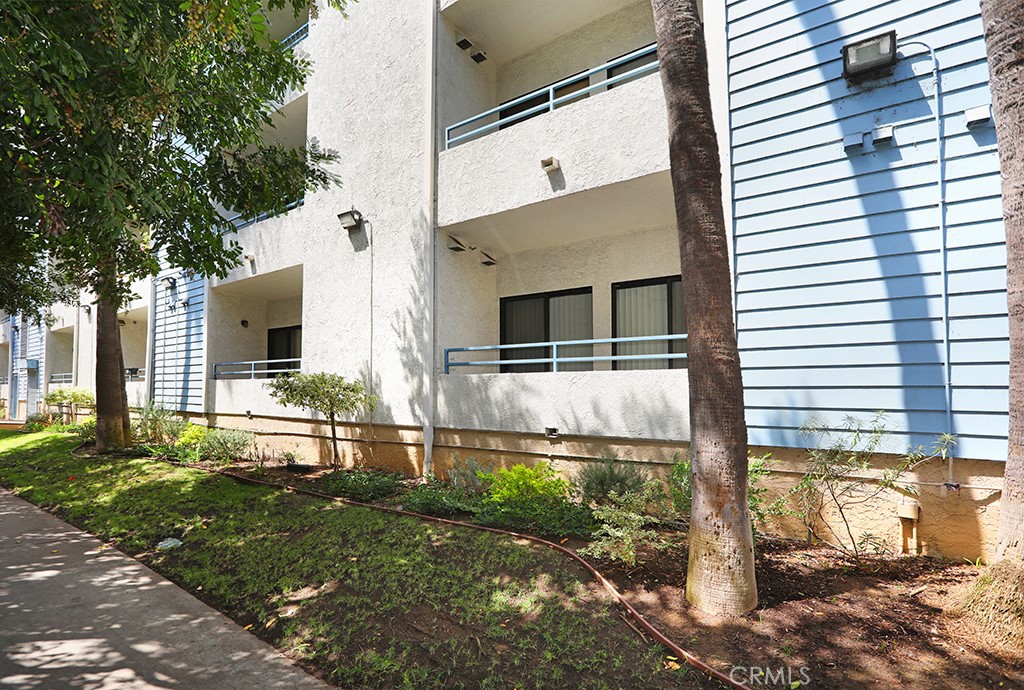720 W 4th Street 118