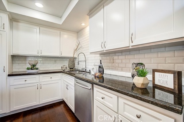 2000 Mathews Avenue, Redondo Beach, California 90278, 2 Bedrooms Bedrooms, ,1 BathroomBathrooms,Residential,Sold,Mathews,PF22058627