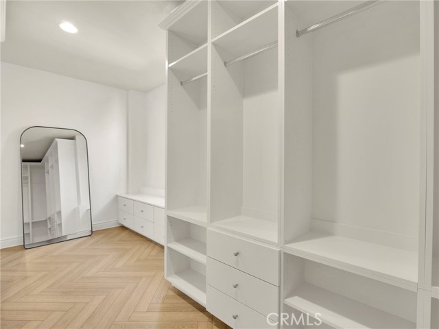 Detail Gallery Image 29 of 60 For 4862 Galendo St, Woodland Hills,  CA 91364 - 6 Beds | 6 Baths