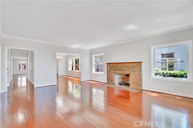 Detail Gallery Image 6 of 63 For 2747 E Ocean Bld, Long Beach,  CA 90803 - 6 Beds | 7 Baths