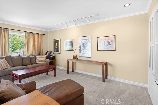 5 Bed Home for Sale in Calabasas, California
