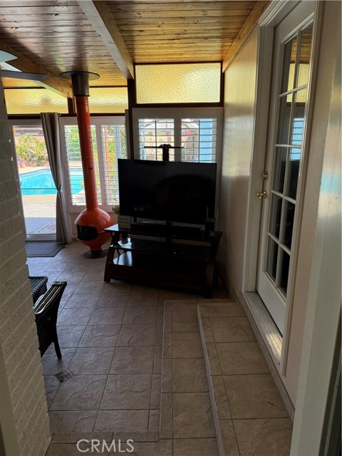 Image 3 of 24 For 12268 Samoline Avenue