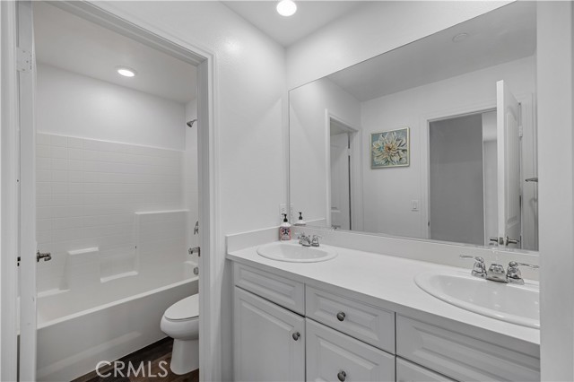 13218 Chatham Drive, Rancho Cucamonga CA: https://media.crmls.org/medias/116ddbb6-c229-4bed-8ff0-4396677d4eb3.jpg