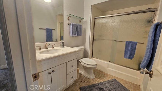 Detail Gallery Image 14 of 19 For 15895 Overton St, Fountain Valley,  CA 92708 - 4 Beds | 2/1 Baths