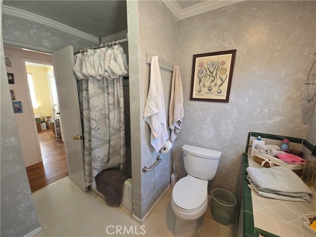 1950 Springfield Avenue, Hermosa Beach, California 90254, 3 Bedrooms Bedrooms, ,1 BathroomBathrooms,Residential,Sold,Springfield,SB24097224