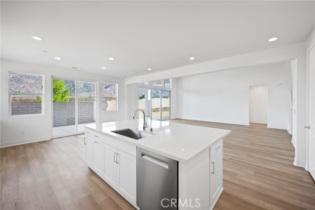 34524 Kadota Street, Yucaipa CA: https://media.crmls.org/medias/116fe41e-35c6-40aa-a9bb-2aa31fbf5005.jpg