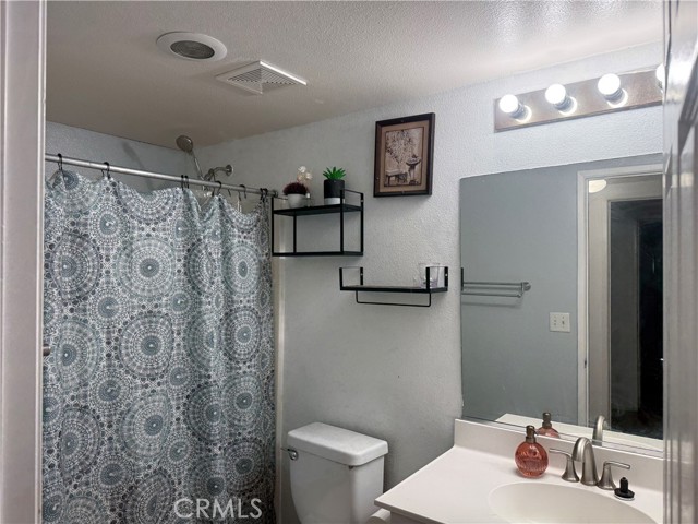 Detail Gallery Image 7 of 27 For 30456 Avenida Caylee, Homeland,  CA 92548 - 4 Beds | 3 Baths