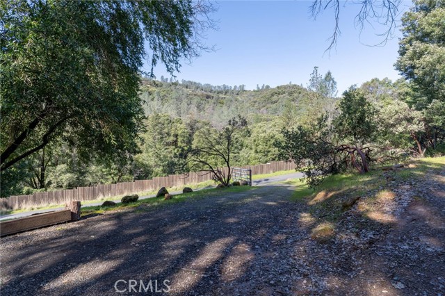 Detail Gallery Image 38 of 75 For 4482 Crown Point Rd, Forest Ranch,  CA 95942 - 3 Beds | 2 Baths
