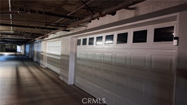 1328 North Columbus Avenue, 2 photo 31