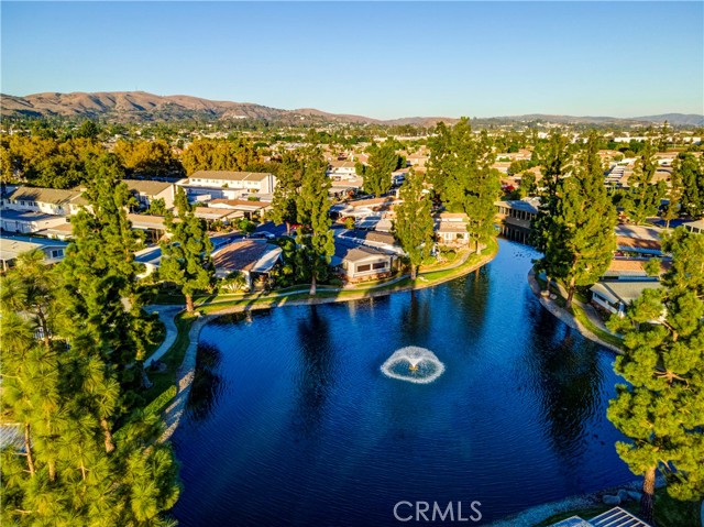 Gorgeous lake with fountain