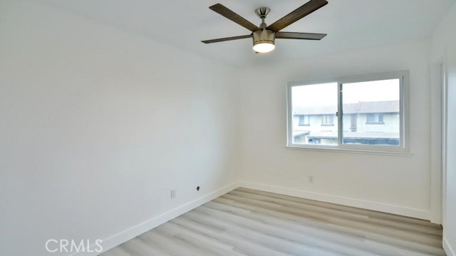 7909 Primrose, Highland CA: https://media.crmls.org/medias/1171e98d-5b3e-48c8-863d-d291f9753c0a.jpg