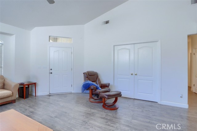 10419 N Woodrow Avenue, Fresno CA: https://media.crmls.org/medias/1171ec17-b7f2-4708-831a-a52b7894a74c.jpg