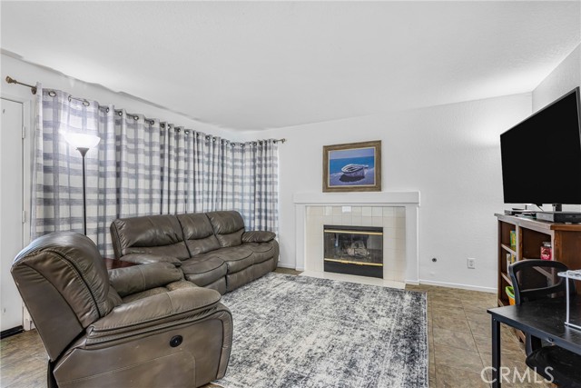 Detail Gallery Image 17 of 34 For 15232 Golden Sands St, Lake Elsinore,  CA 92530 - 4 Beds | 2/1 Baths