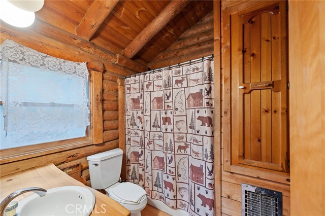 Detail Gallery Image 19 of 33 For 53645 Country Club Dr, Idyllwild,  CA 92549 - 2 Beds | 1 Baths