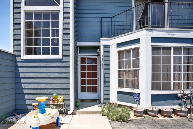 14786 Pioneer Blvd, Norwalk CA: https://media.crmls.org/medias/11739eff-033d-466c-8cf6-20b112f74fc2.jpg