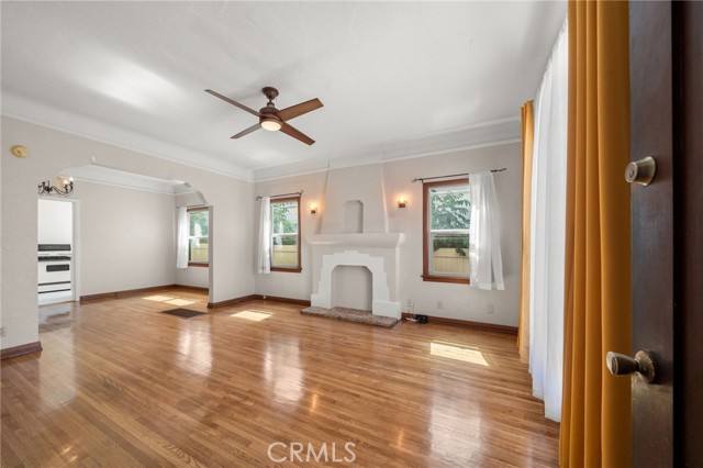 Detail Gallery Image 4 of 23 For 1142 Bennett, Long Beach,  CA 90804 - 2 Beds | 1 Baths