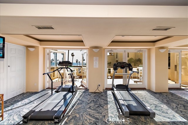 Detail Gallery Image 19 of 20 For 200 Pacific Coast Hwy #125,  Huntington Beach,  CA 92648 - 1 Beds | 1 Baths