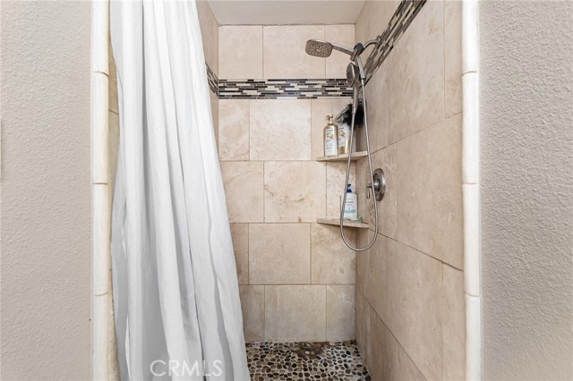 Detail Gallery Image 28 of 67 For 520 Fir St., Paradise,  CA 95969 - 5 Beds | 3/1 Baths