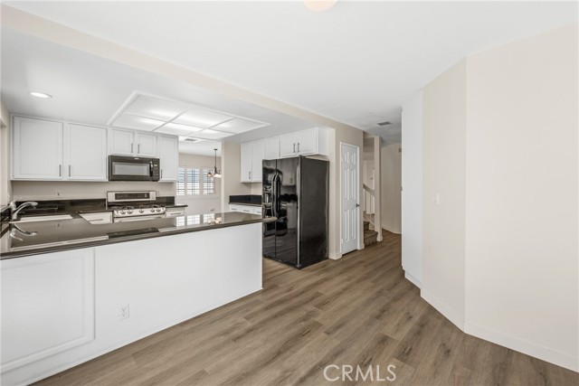 Detail Gallery Image 8 of 43 For 56 Dearborn, Redlands,  CA 92374 - 3 Beds | 3 Baths