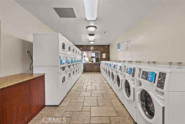 10331 Lindley Avenue, Porter Ranch CA: https://media.crmls.org/medias/1175f37d-b118-41c7-90b6-b2761d6fae8d.jpg