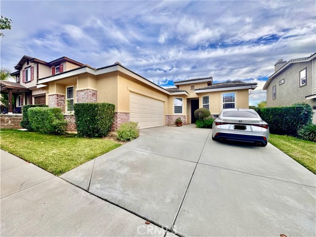 Detail Gallery Image 2 of 28 For 34593 Princeton Dr, Yucaipa,  CA 92399 - 3 Beds | 2 Baths