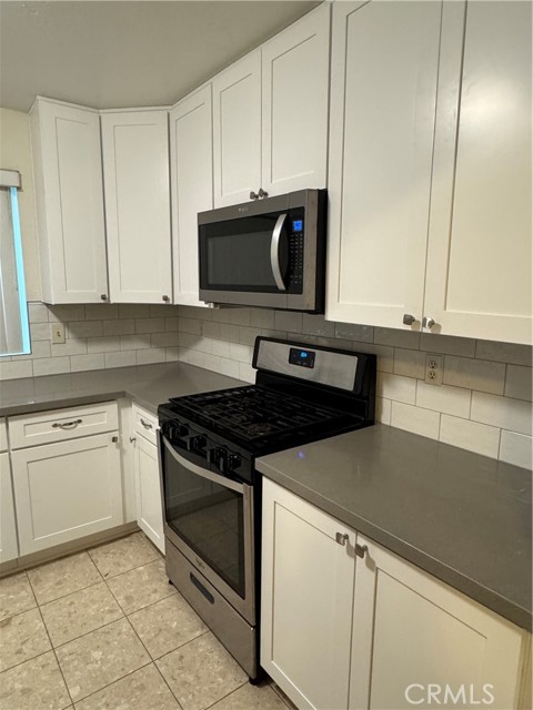 Detail Gallery Image 11 of 19 For 1731 Starboard Way, Perris,  CA 92571 - 3 Beds | 2 Baths