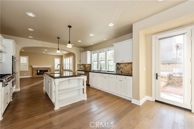 Detail Gallery Image 10 of 31 For 23 Breezes, Irvine,  CA 92620 - 4 Beds | 4/1 Baths